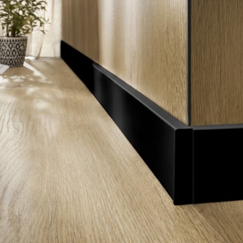 Arbiton Fortino 80 BLACK matt-lakkozott műanyag szegélyléc