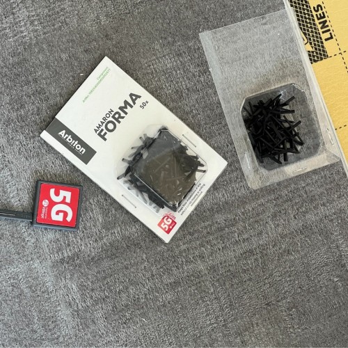 Arbiton Amaron Forma 5G Cross klick-kereszt hálós lerakáshoz. 50db