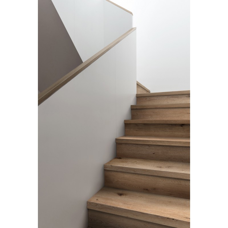 COREtec Lumber 75STR0804C klasszik érkező lépcsőprofil 1db lépcsőhöz