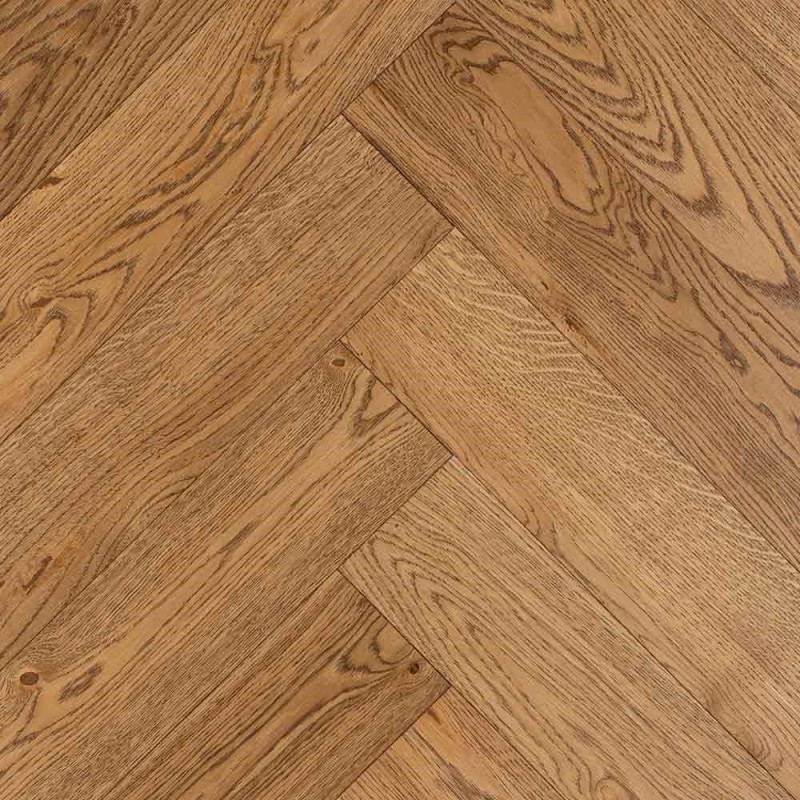 Gajewski Herringbone 600 Rustik Tölgy, Salerno Old, matt-lakkozott halszálka parketta