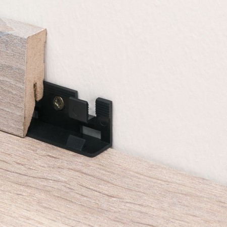 Kaindl 67203 - 5cm magas, dekorhasonló szegélyléc 34142, 34217 dekorkódú padlóhoz